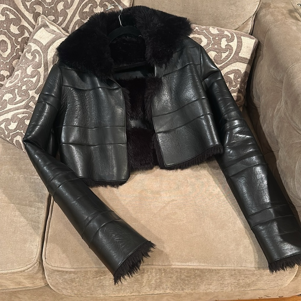 Ultra Sexy crop reversible Fur Leather